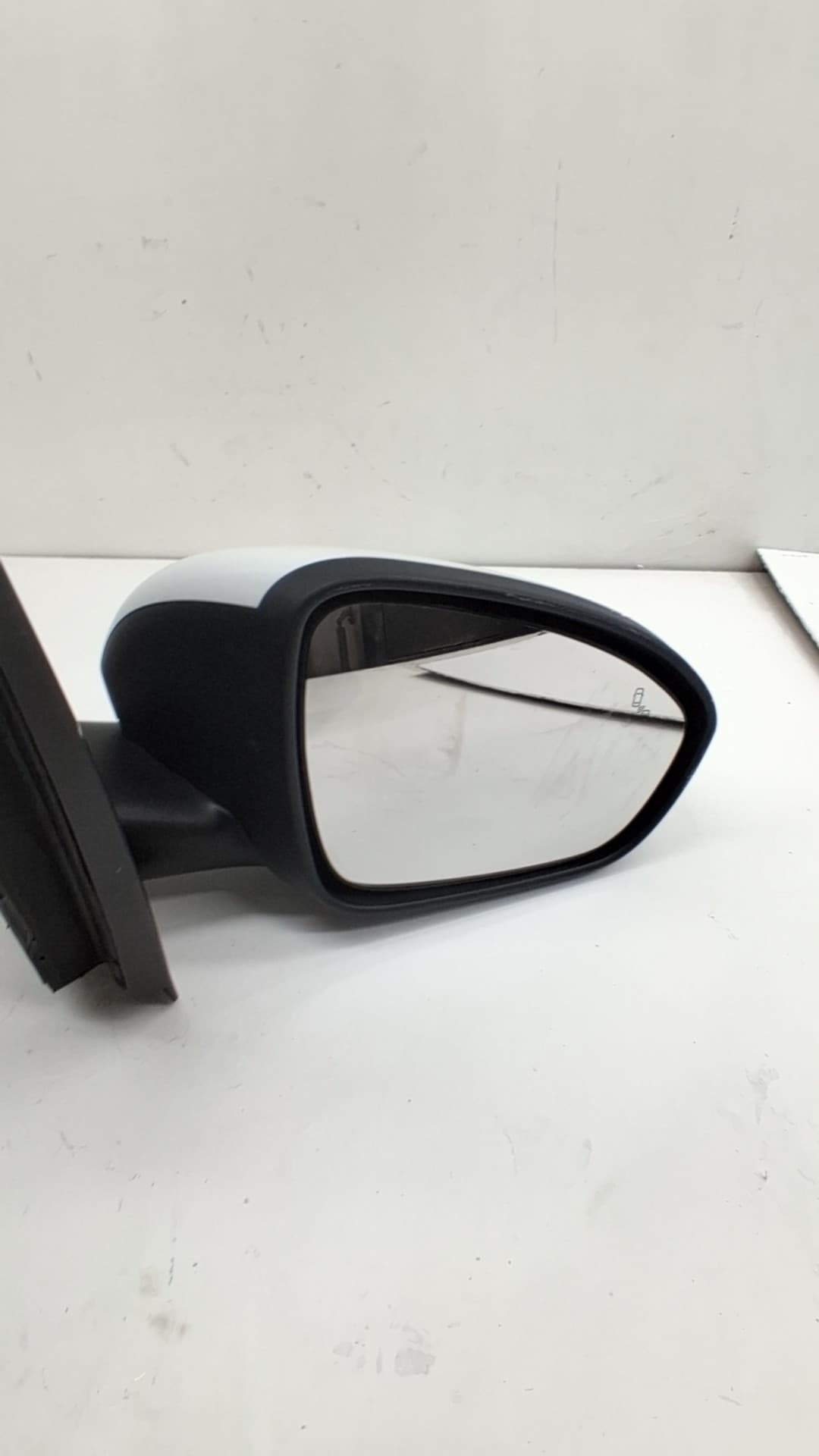 Retrovisor derecho DACIA SANDERO 3