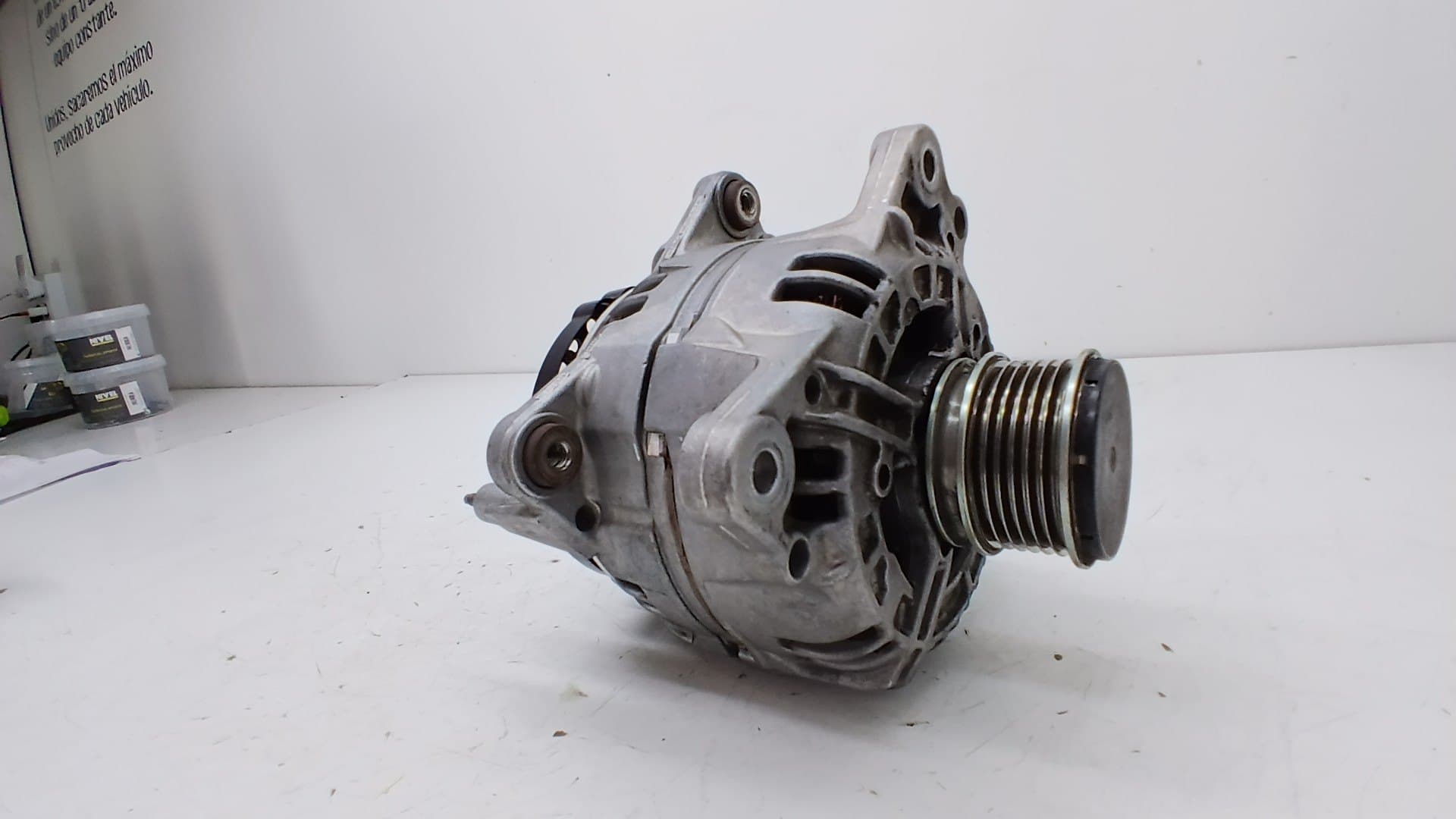 Alternador VOLKSWAGEN TIGUAN (AX1)