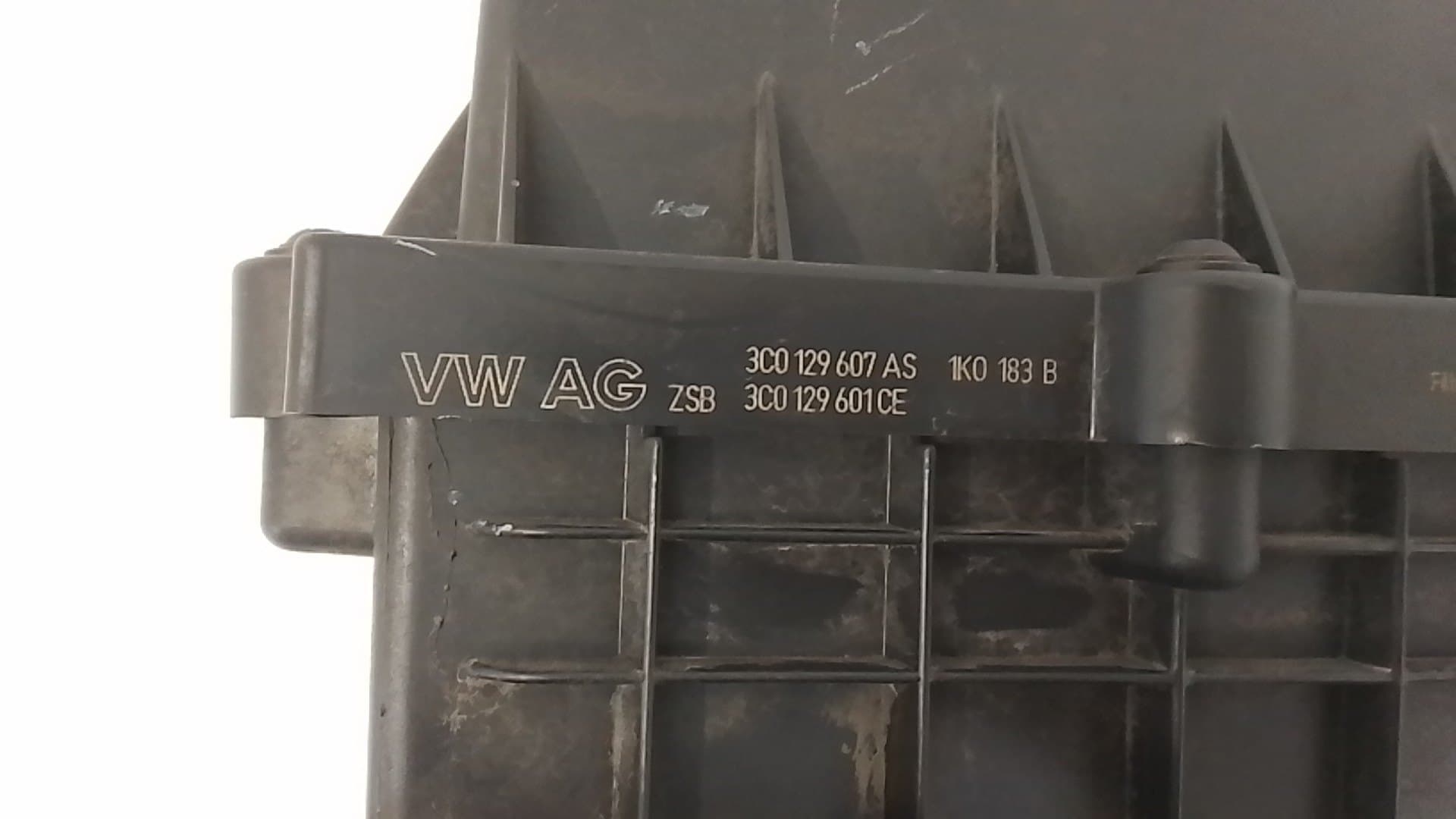 Caja filtro aire VOLKSWAGEN TIGUAN (AX1) 3