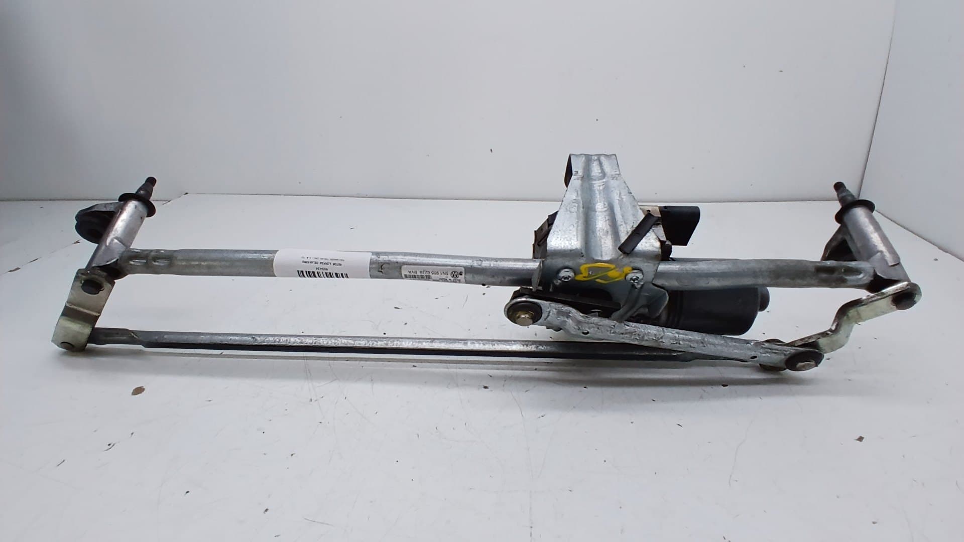 Motor limpia delantero VOLKSWAGEN TIGUAN (AX1)