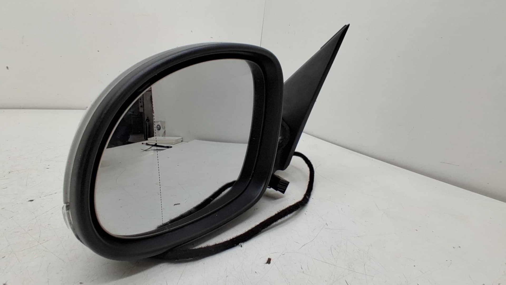 Retrovisor izquierdo VOLKSWAGEN TIGUAN (AX1) 3
