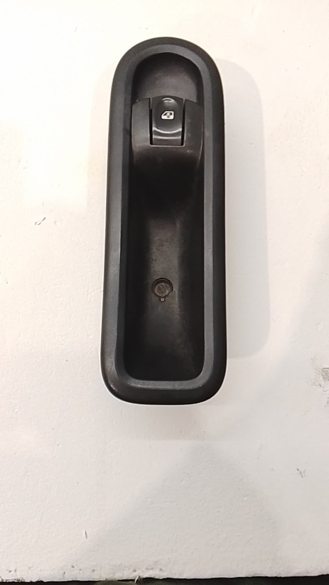 Mando elevalunas delantero derecho RENAULT CLIO III