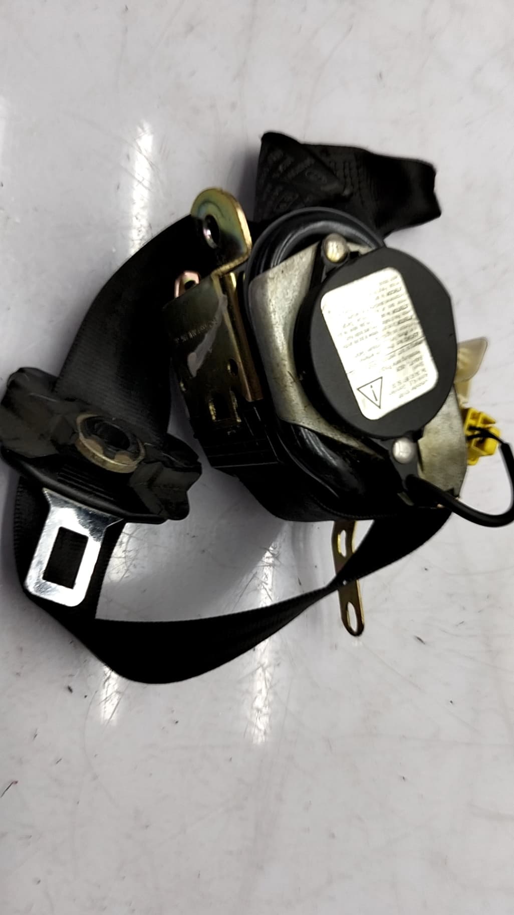 Cinturon seguridad delantero derecho VOLKSWAGEN POLO (9N1) 3