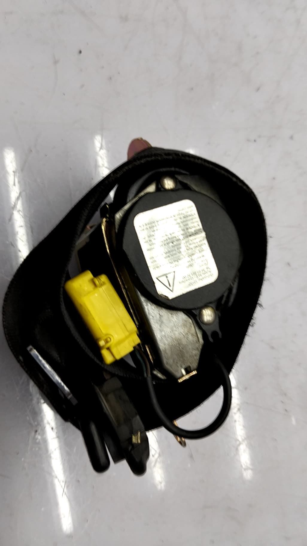 Cinturon seguridad delantero izquierdo VOLKSWAGEN POLO (9N1) 2