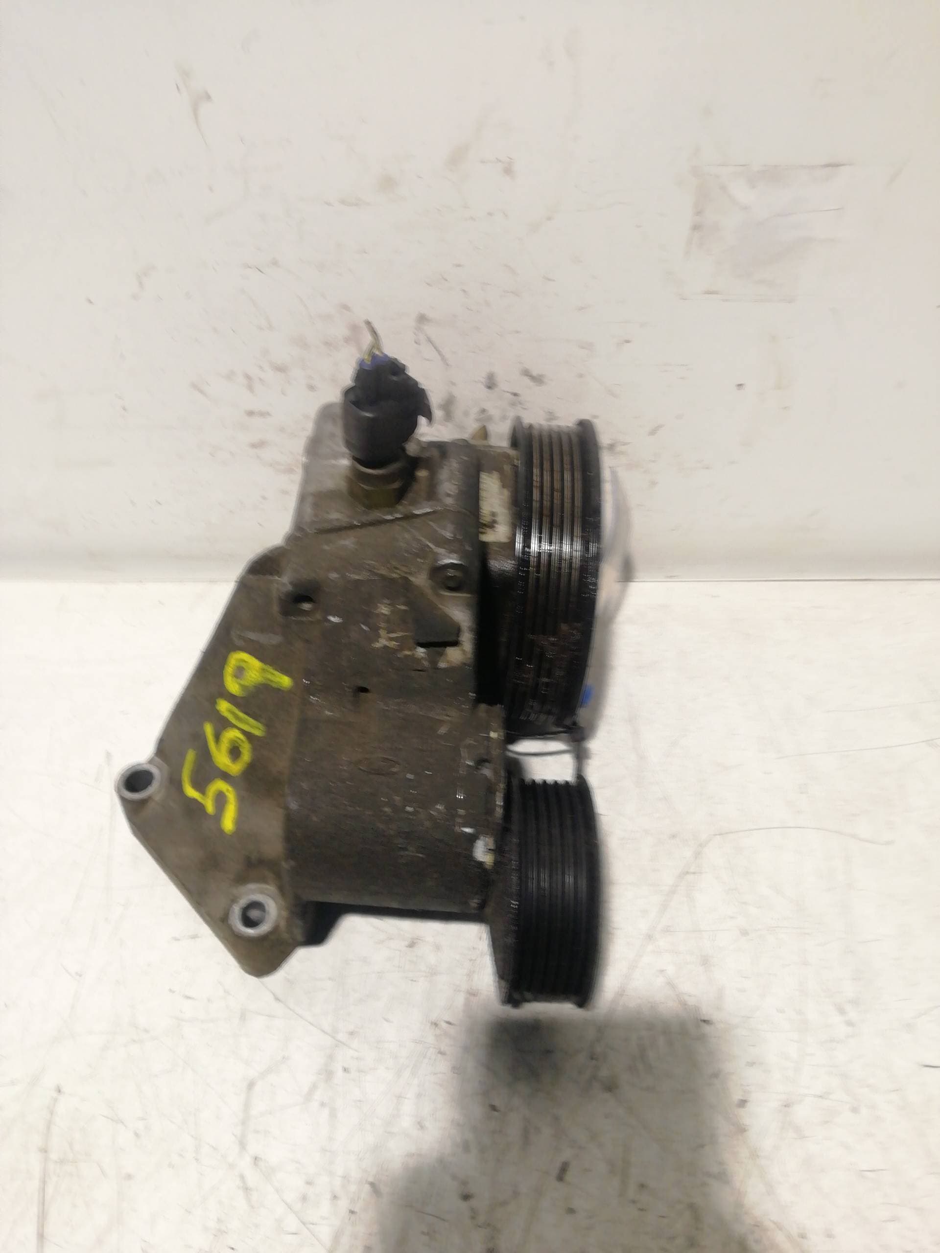 Bomba direccion FORD FOCUS BERLINA (CAK)