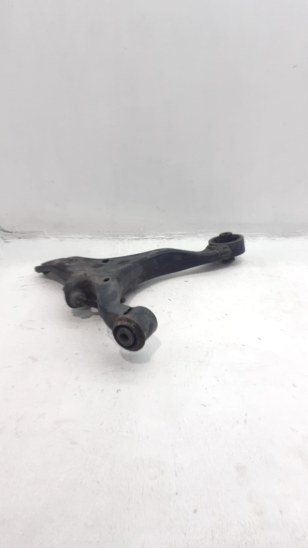 Brazo suspension inferior delantero derecho HONDA CIVIC VII HATCHBACK (EU, EP, EV)