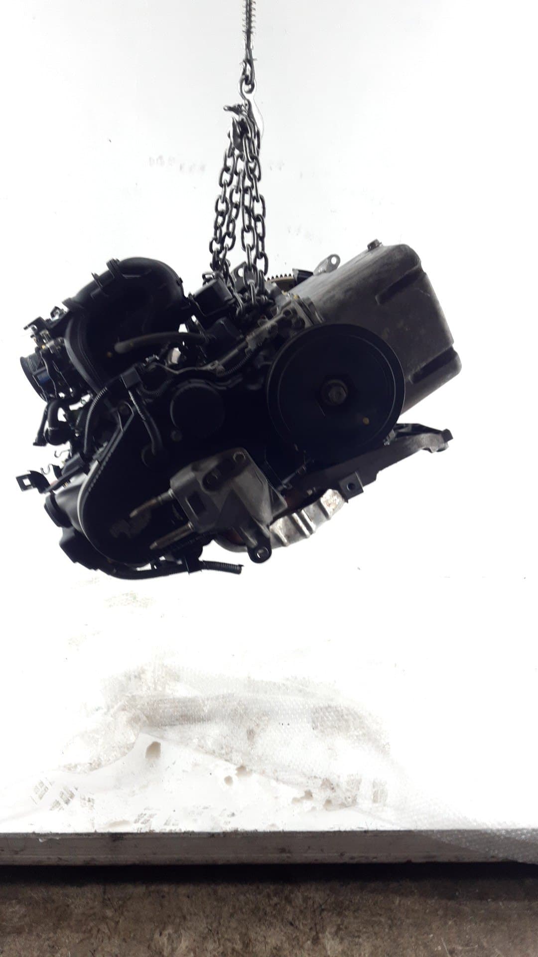 Motor completo HONDA CIVIC VII HATCHBACK (EU, EP, EV) 4