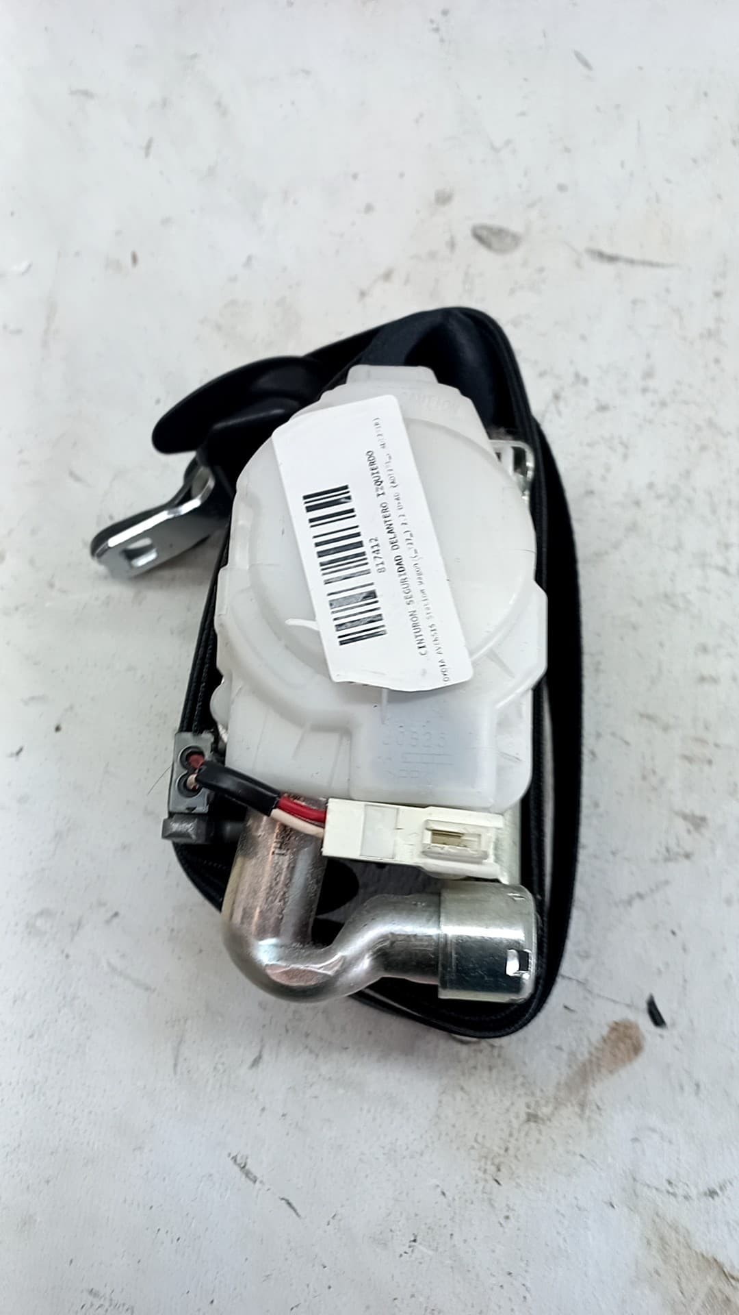 Cinturon seguridad delantero izquierdo TOYOTA AVENSIS STATION WAGON (_T27_)
