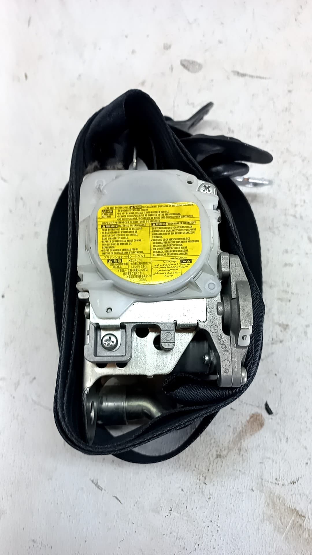 Cinturon seguridad delantero izquierdo TOYOTA AVENSIS STATION WAGON (_T27_) 2