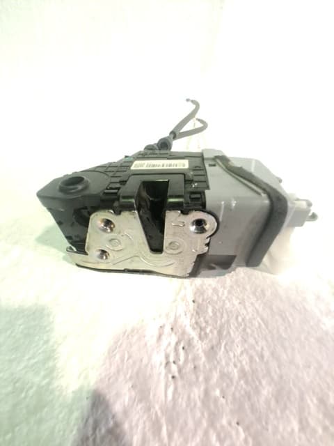 Cerradura puerta delantera derecha HYUNDAI TUCSON 5