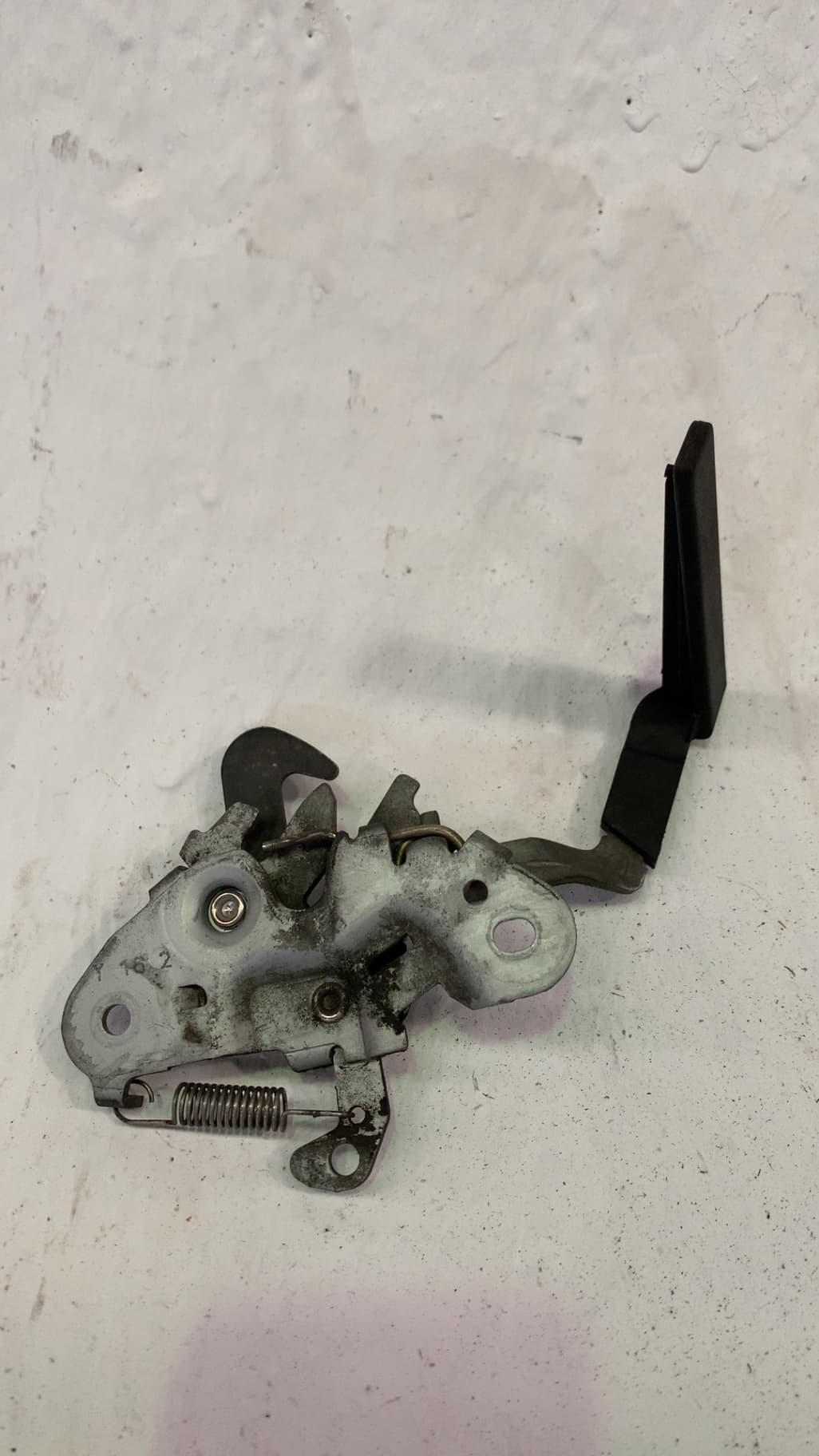 Cerradura capot CITROEN BERLINGO