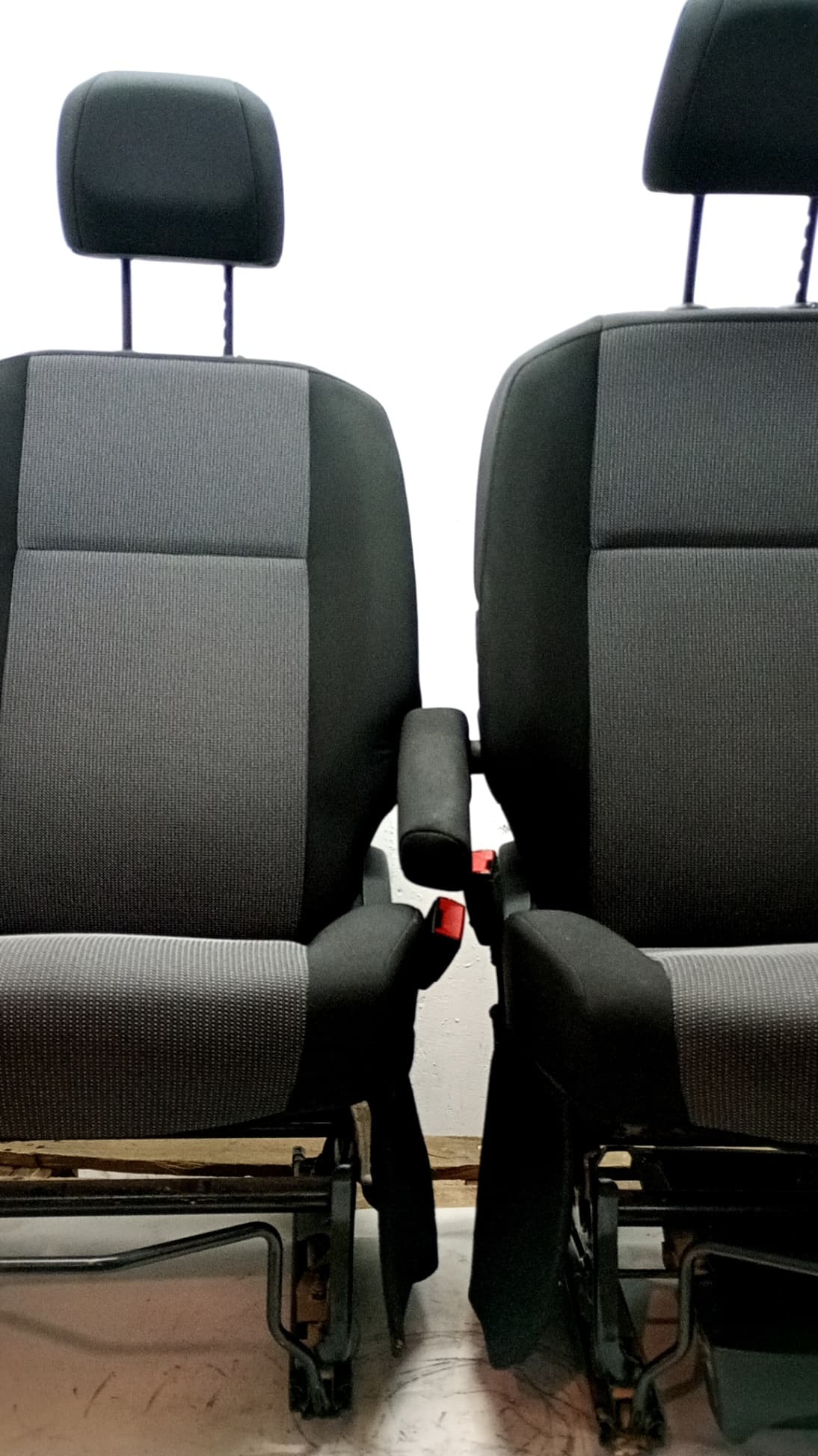 Recambio CITROEN BERLINGO ref. 9818152580 4