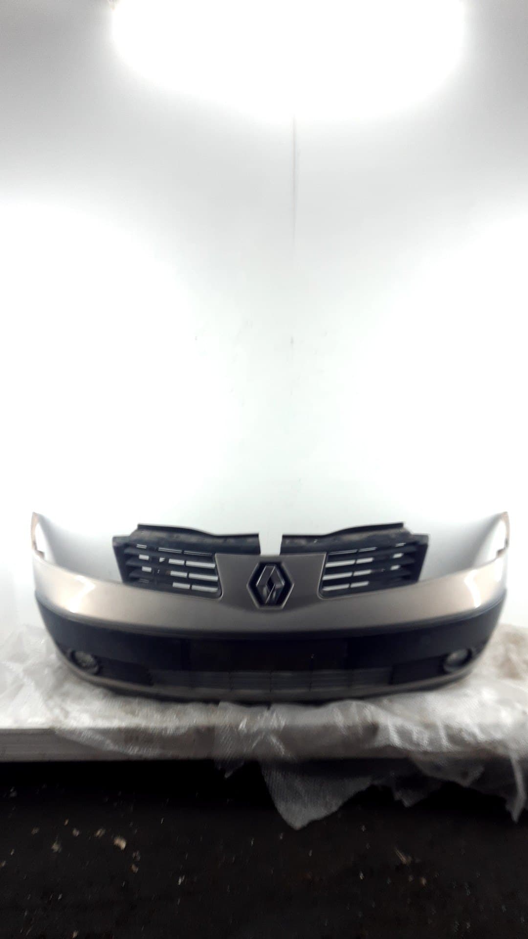 Paragolpes delantero RENAULT ESPACE IV (JK0)