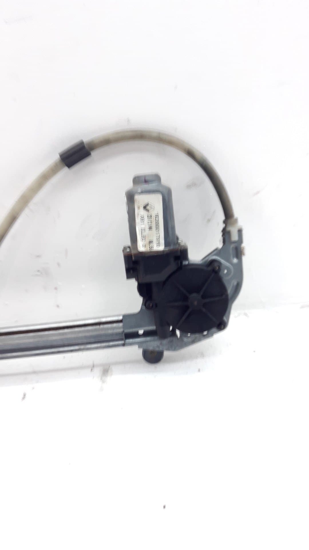 Elevalunas trasero izquierdo RENAULT ESPACE IV (JK0) 3