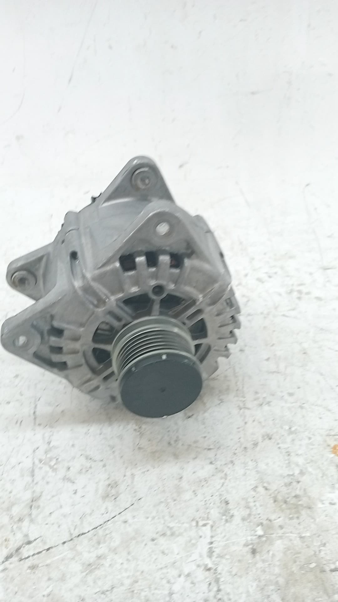 Alternador RENAULT KANGOO