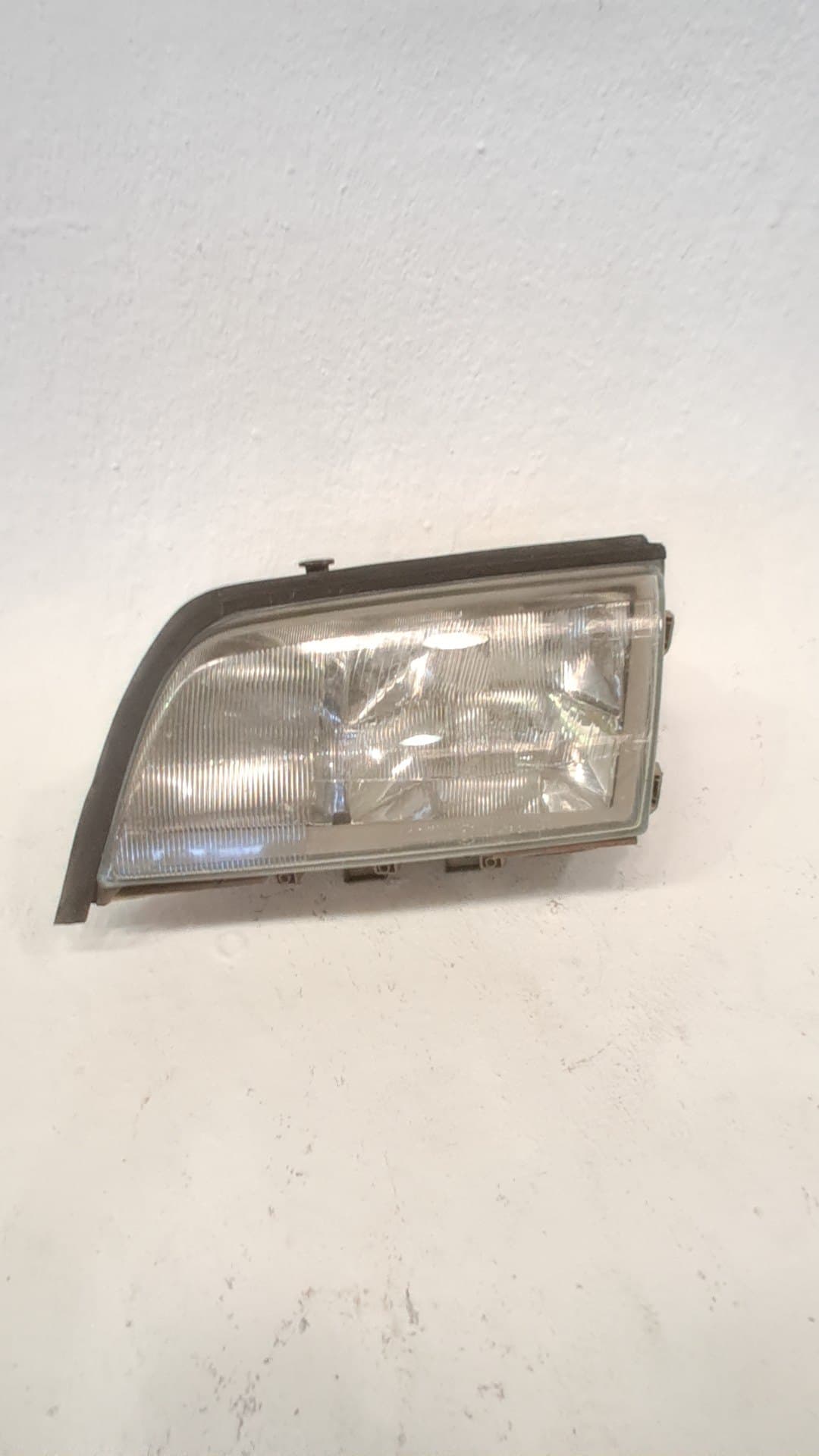 Faro izquierdo MERCEDES-BENZ CLASE C (W202) BERLINA