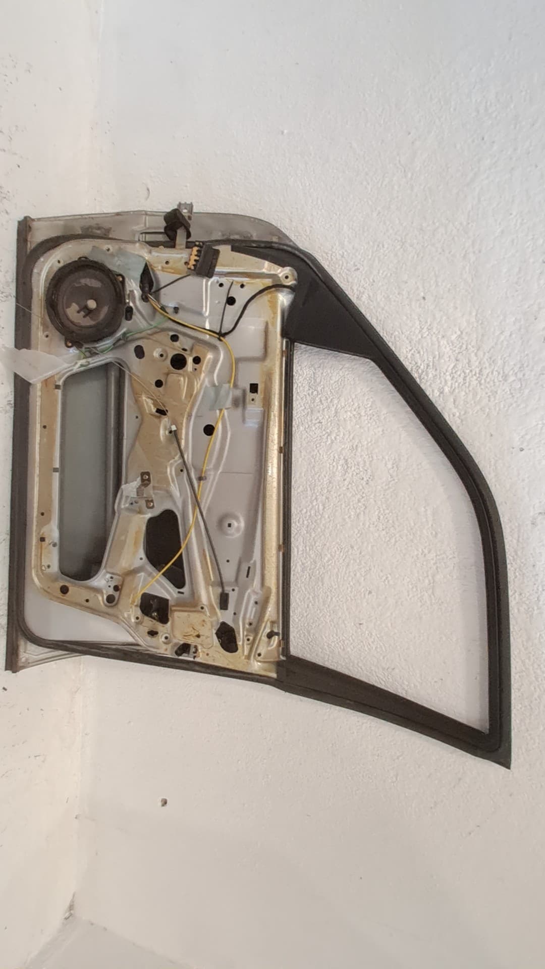 Puerta delantera derecha MERCEDES-BENZ CLASE C (W202) BERLINA 2