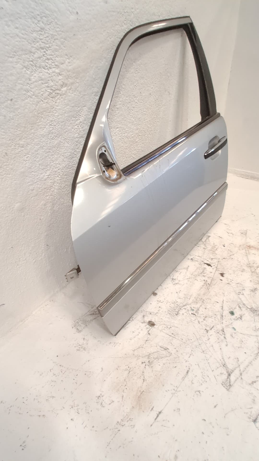 Puerta delantera izquierda MERCEDES-BENZ CLASE C (W202) BERLINA 4
