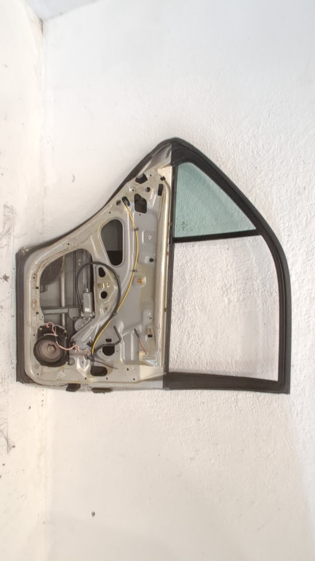 Puerta trasera izquierda MERCEDES-BENZ CLASE C (W202) BERLINA 2