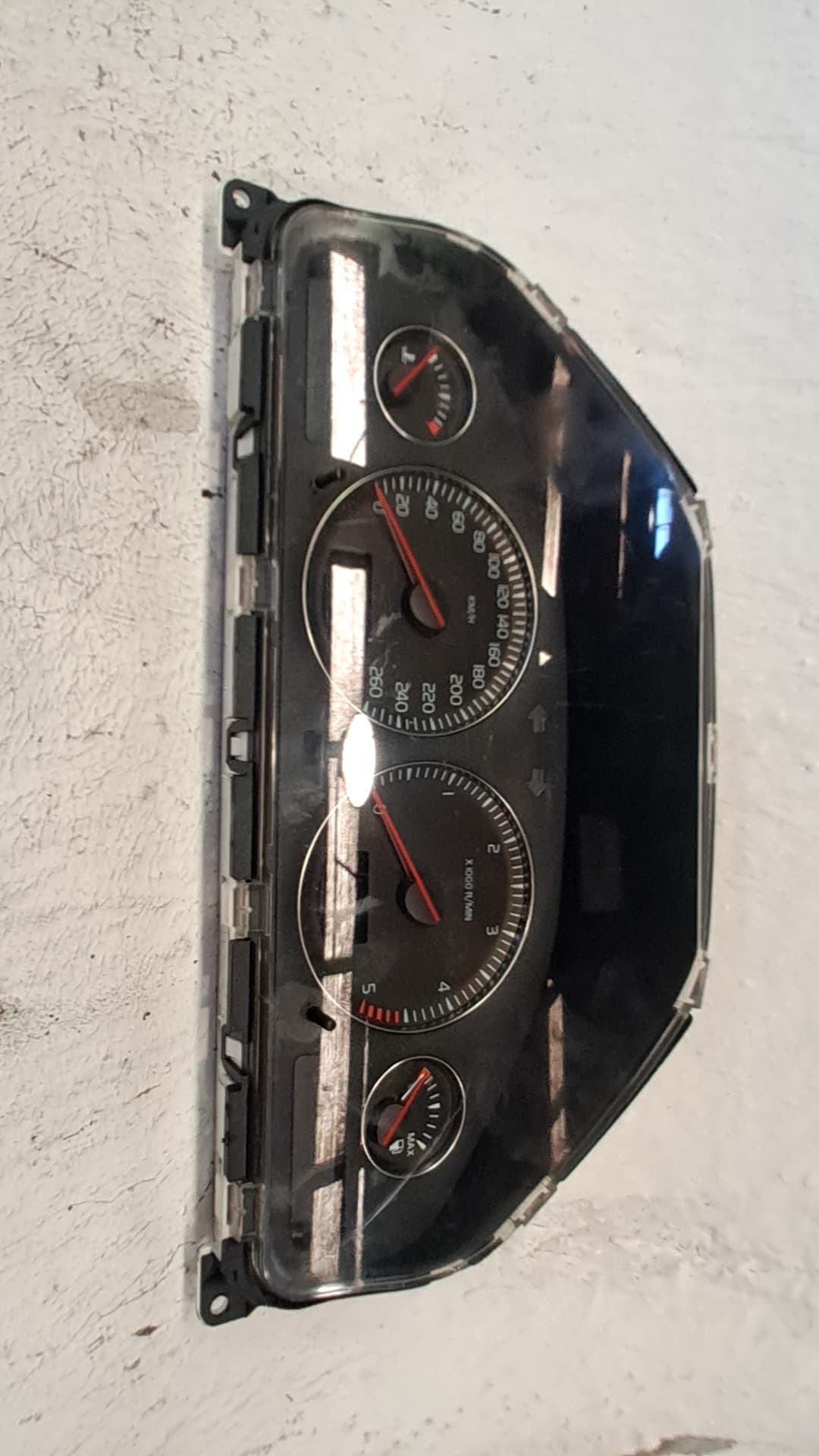 Cuadro instrumentos VOLVO S60 BERLINA