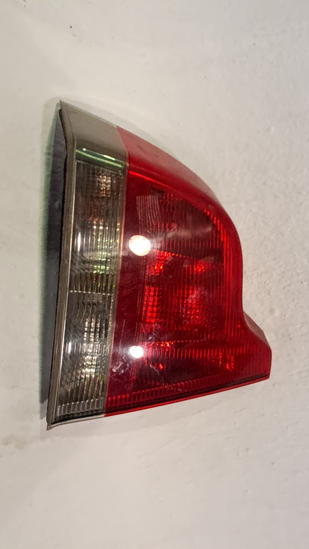 Piloto trasero izquierdo VOLVO S60 BERLINA