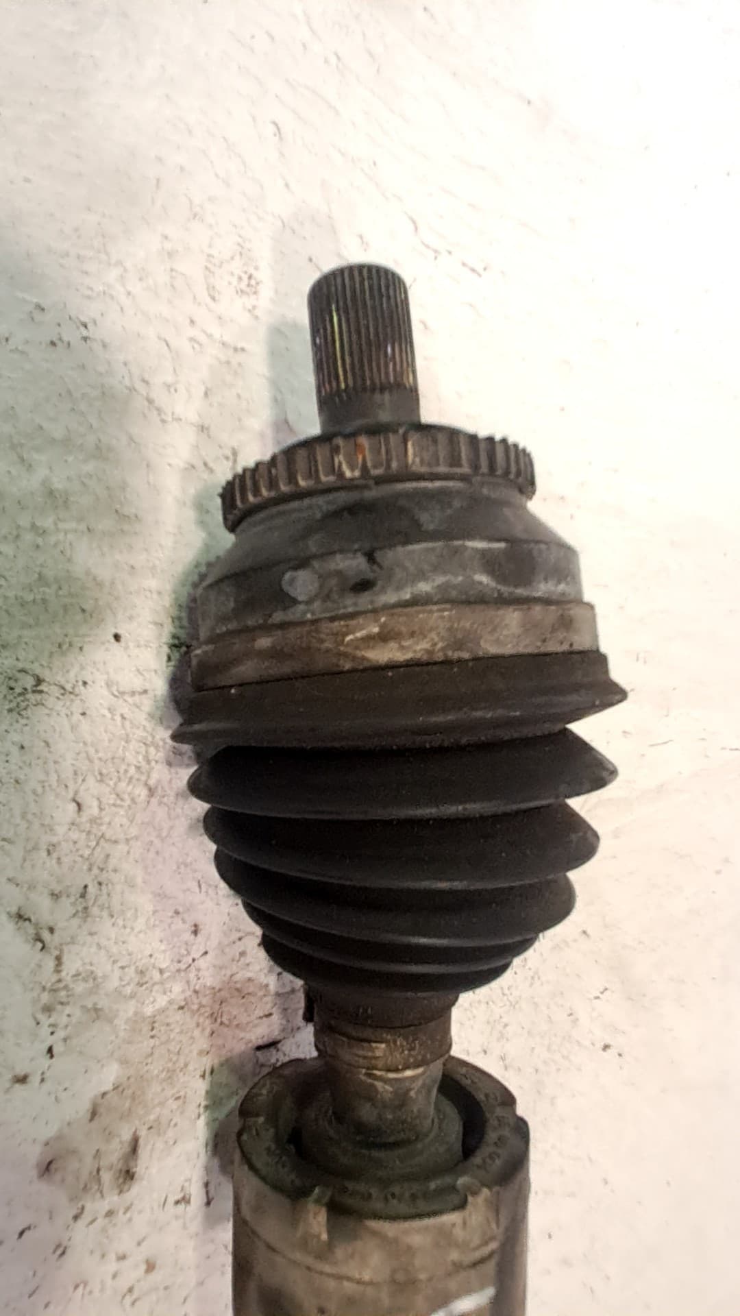 Transmision delantera izquierda VOLVO S60 BERLINA 3