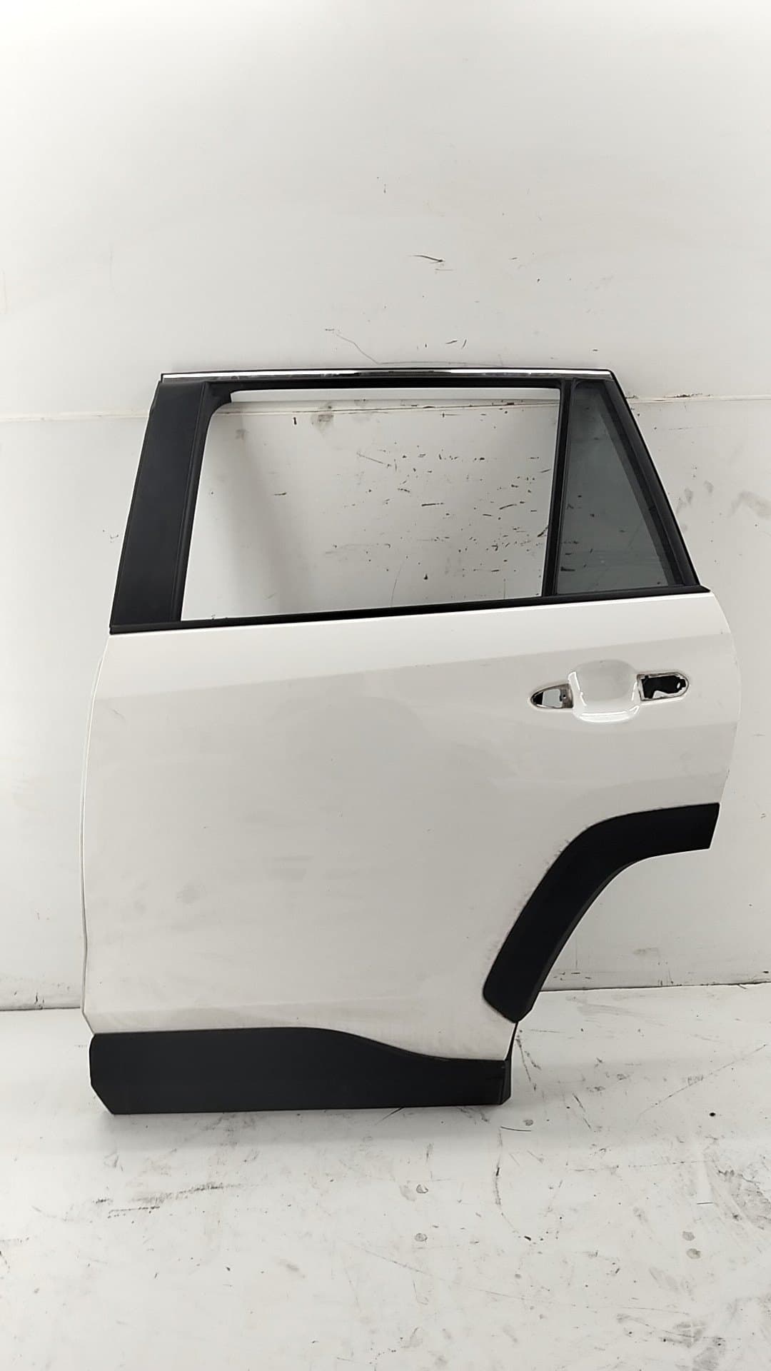 Puerta trasera izquierda TOYOTA RAV