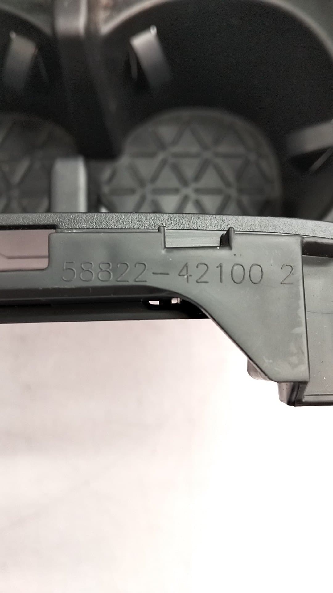 Recambio TOYOTA RAV ref. 5882242100 3