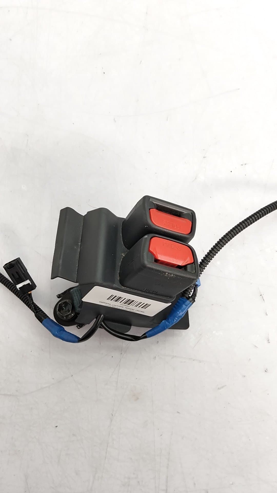 Enganche cinturon trasero central TOYOTA RAV