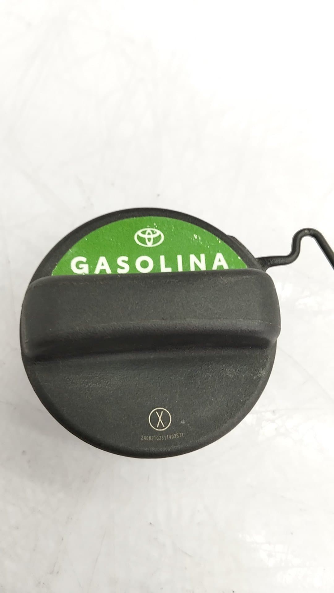 Tapa exterior combustible TOYOTA RAV