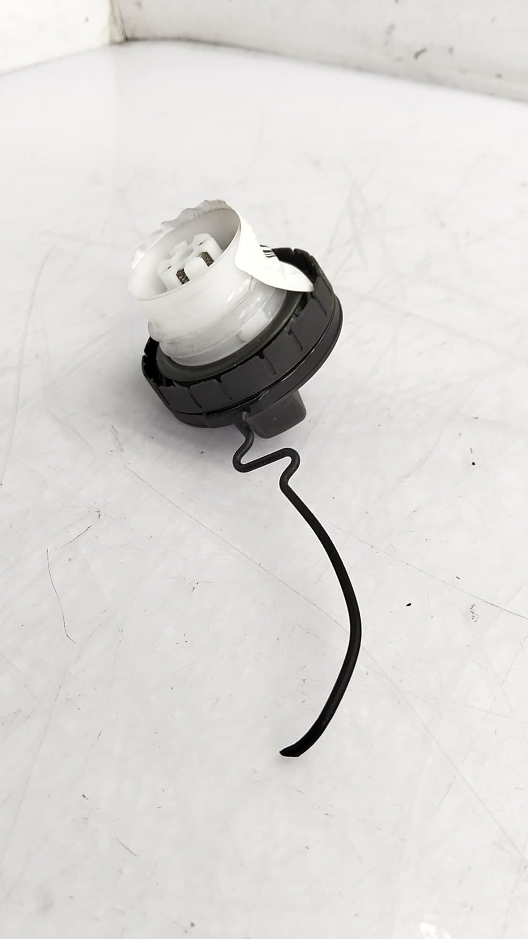 Tapa exterior combustible TOYOTA RAV 2