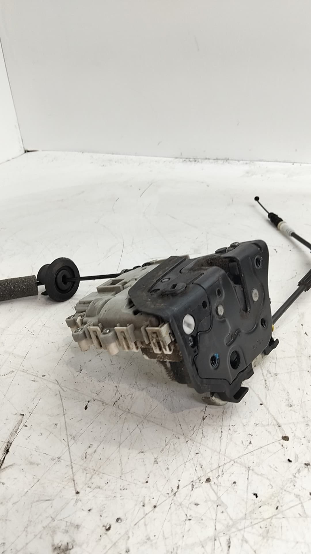 Cerradura puerta trasera izquierda AUDI A1 SPORTBACK (8XF) 3