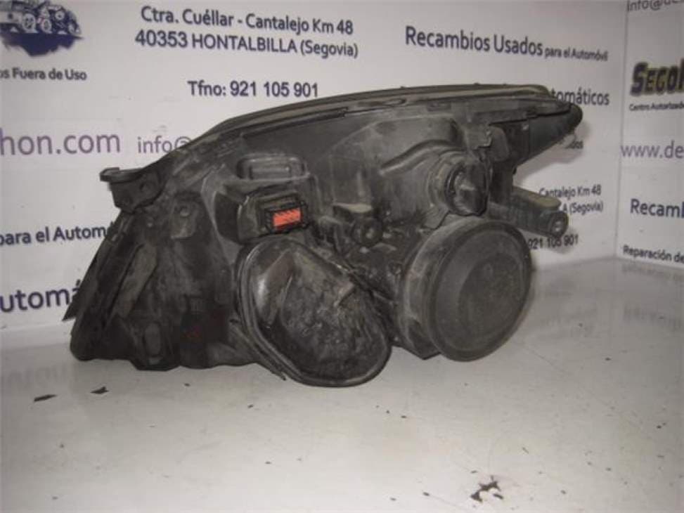 Faro derecho OPEL VECTRA C BERLINA 3