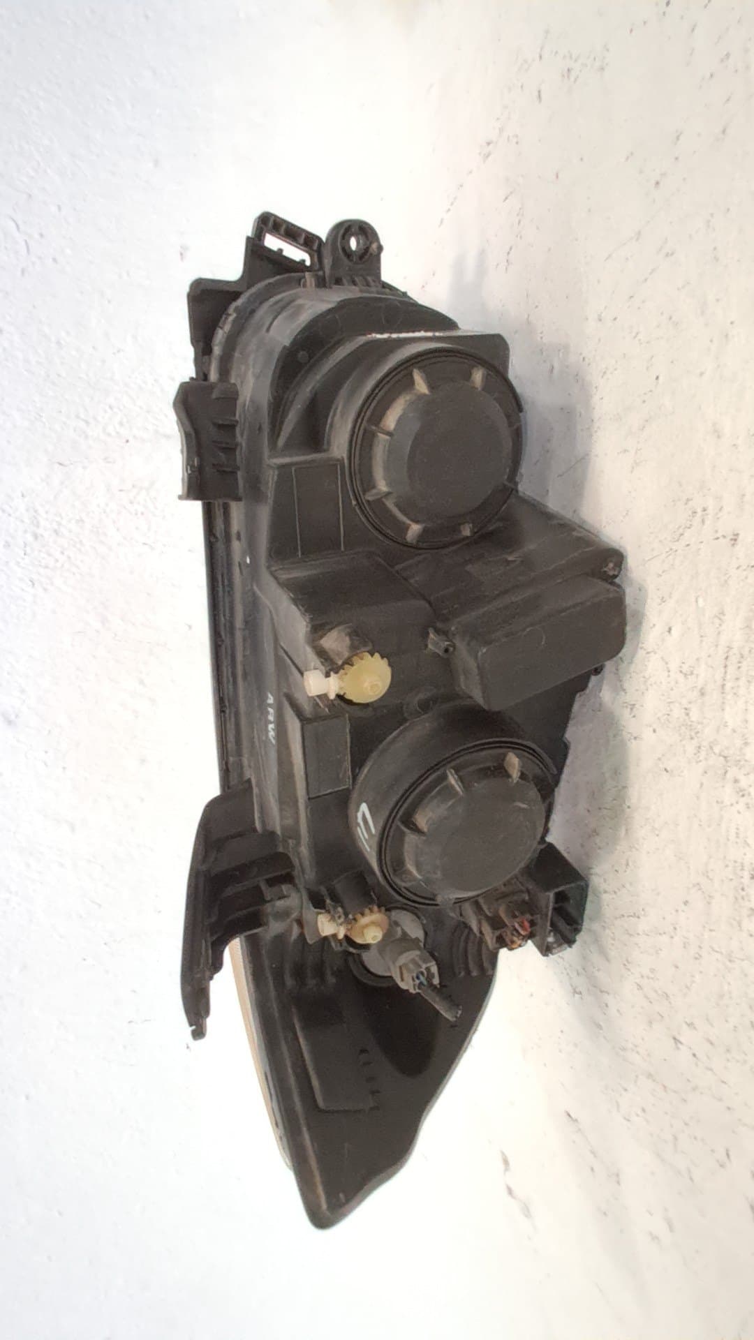 Faro izquierdo CHEVROLET AVEO HATCHBACK (T300) 2