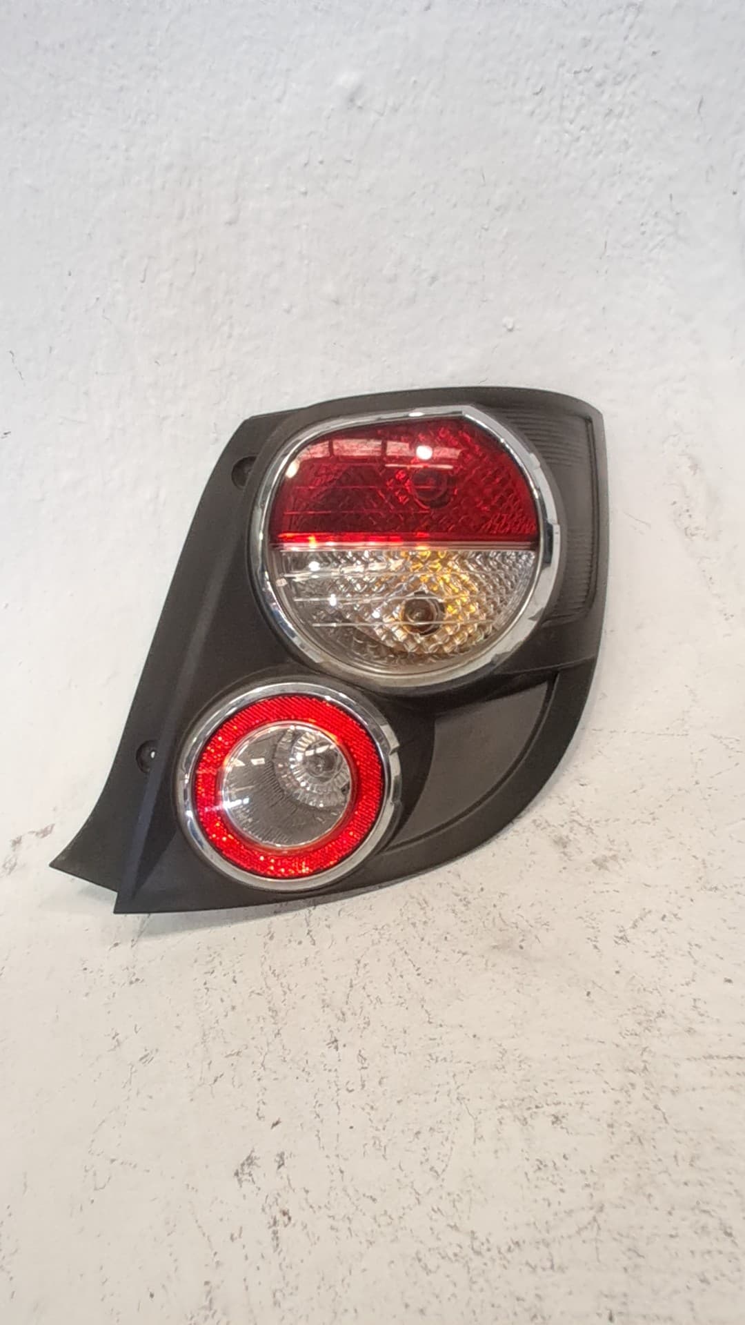 Piloto trasero derecho CHEVROLET AVEO HATCHBACK (T300)
