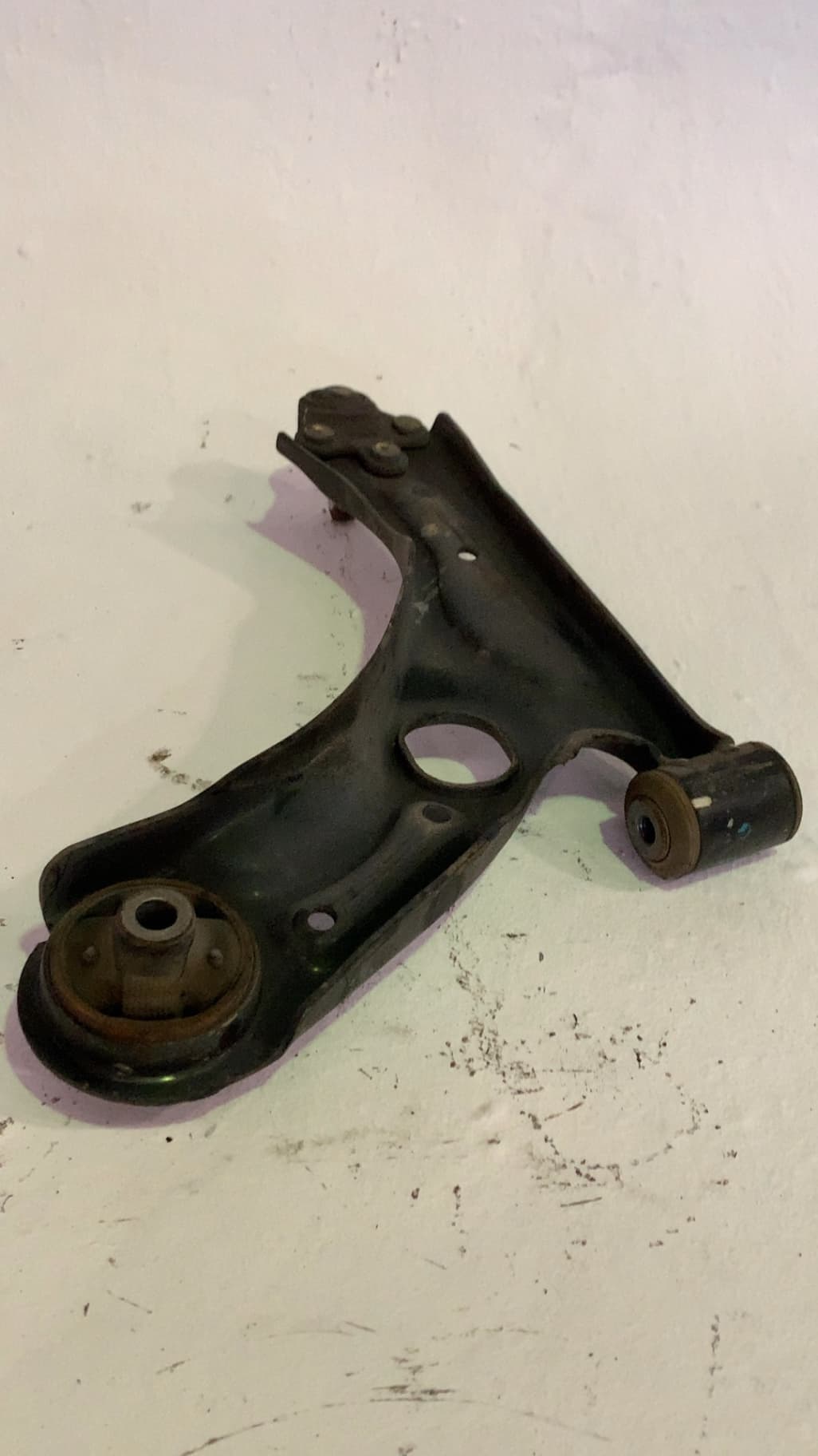 Brazo suspension inferior delantero derecho CHEVROLET AVEO HATCHBACK (T300)