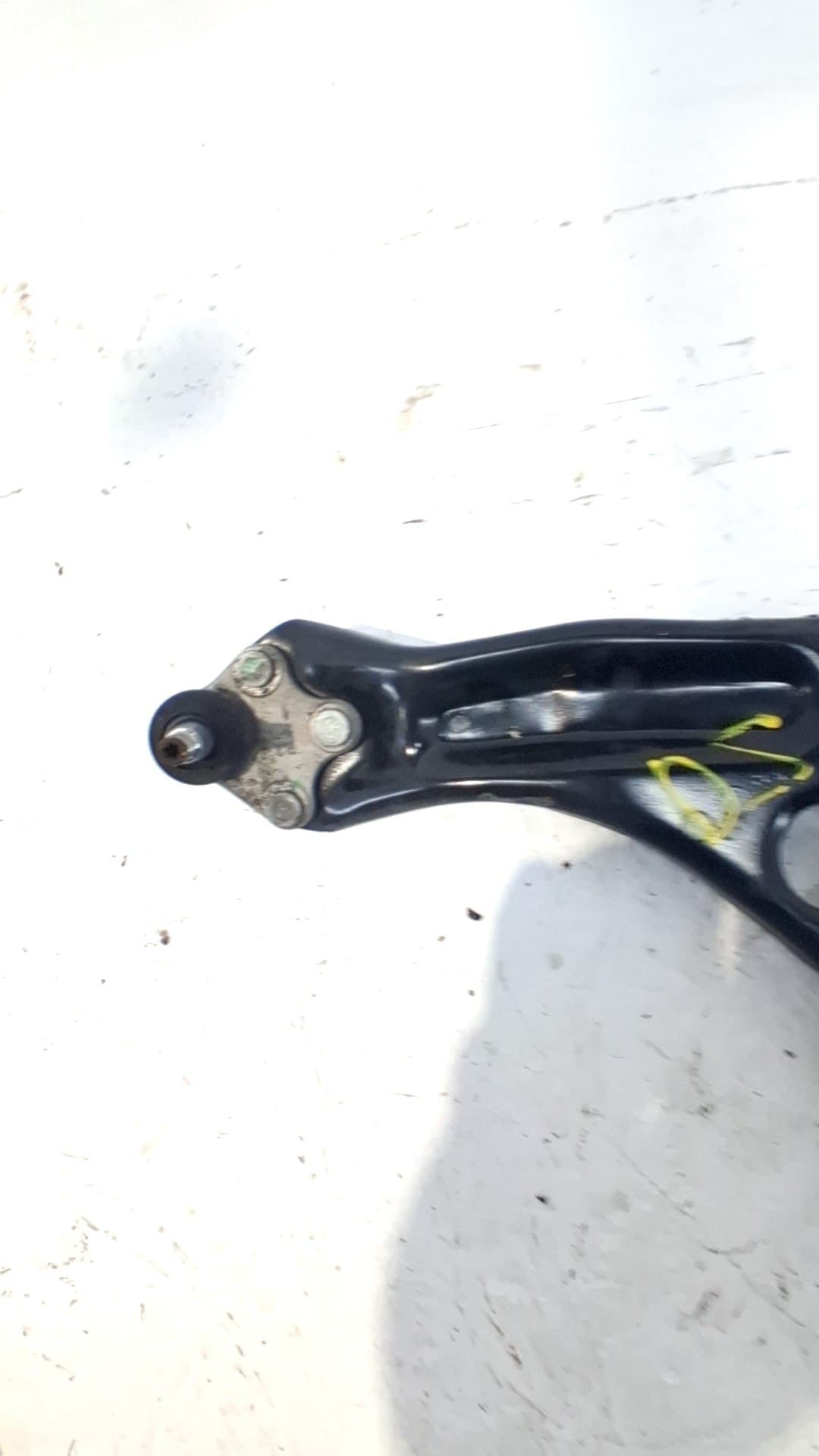 Brazo suspension inferior delantero derecho VOLKSWAGEN UP! (122) 3