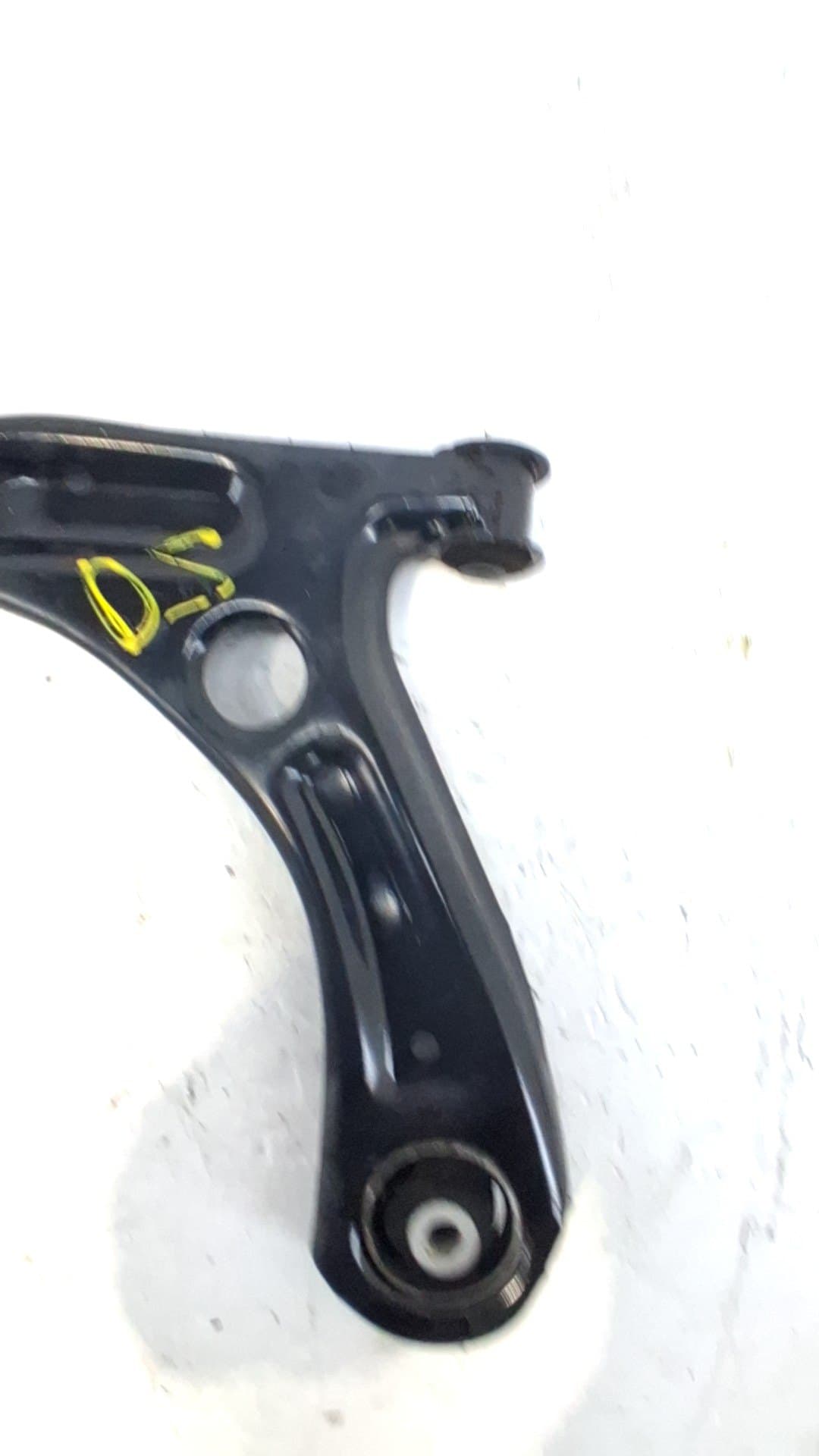 Brazo suspension inferior delantero derecho VOLKSWAGEN UP! (122) 2