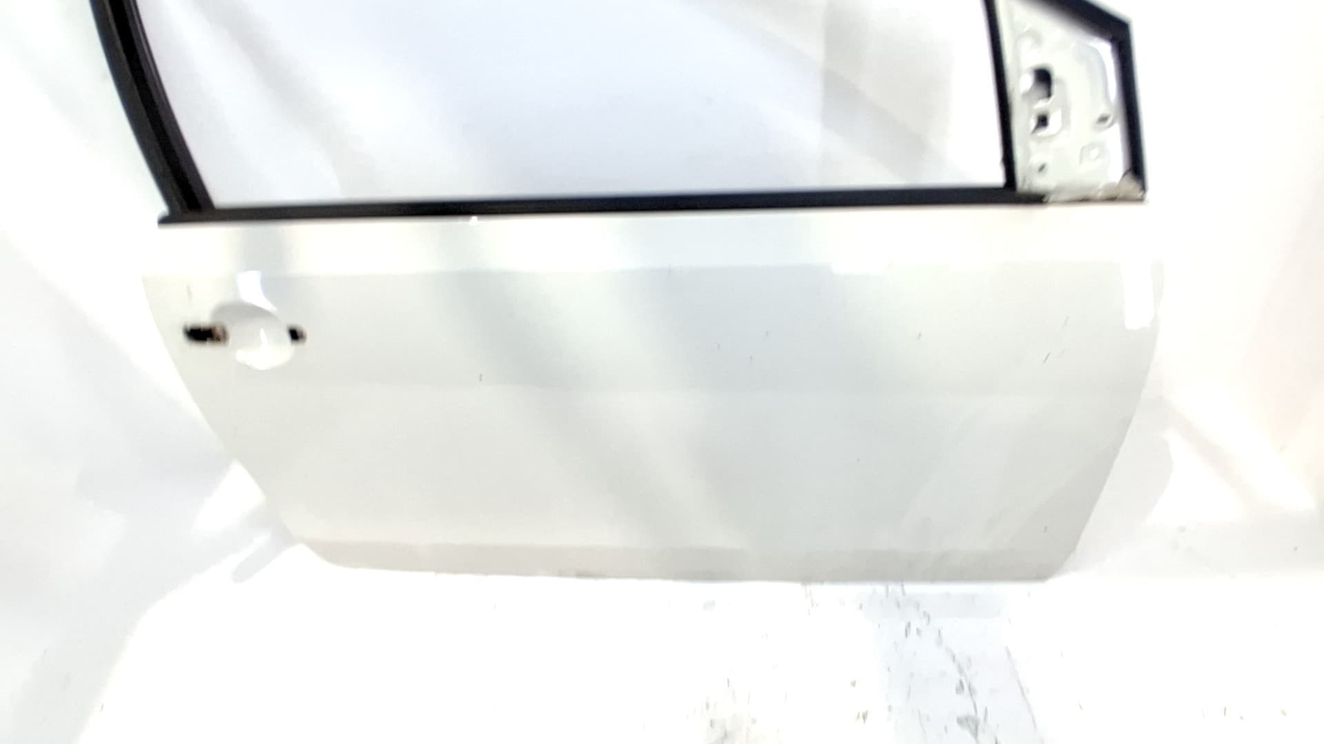 Puerta delantera derecha VOLKSWAGEN UP! (122) 2