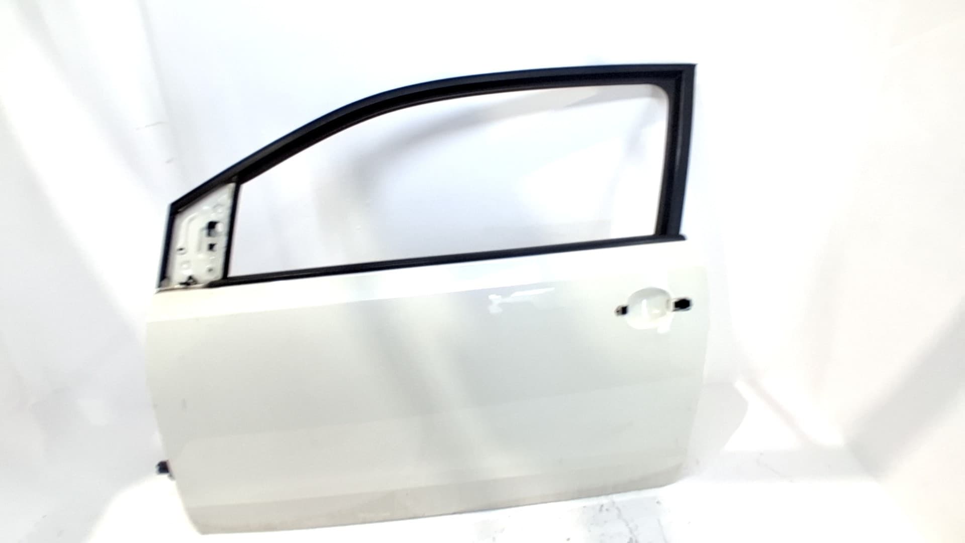 Puerta delantera izquierda VOLKSWAGEN UP! (122)