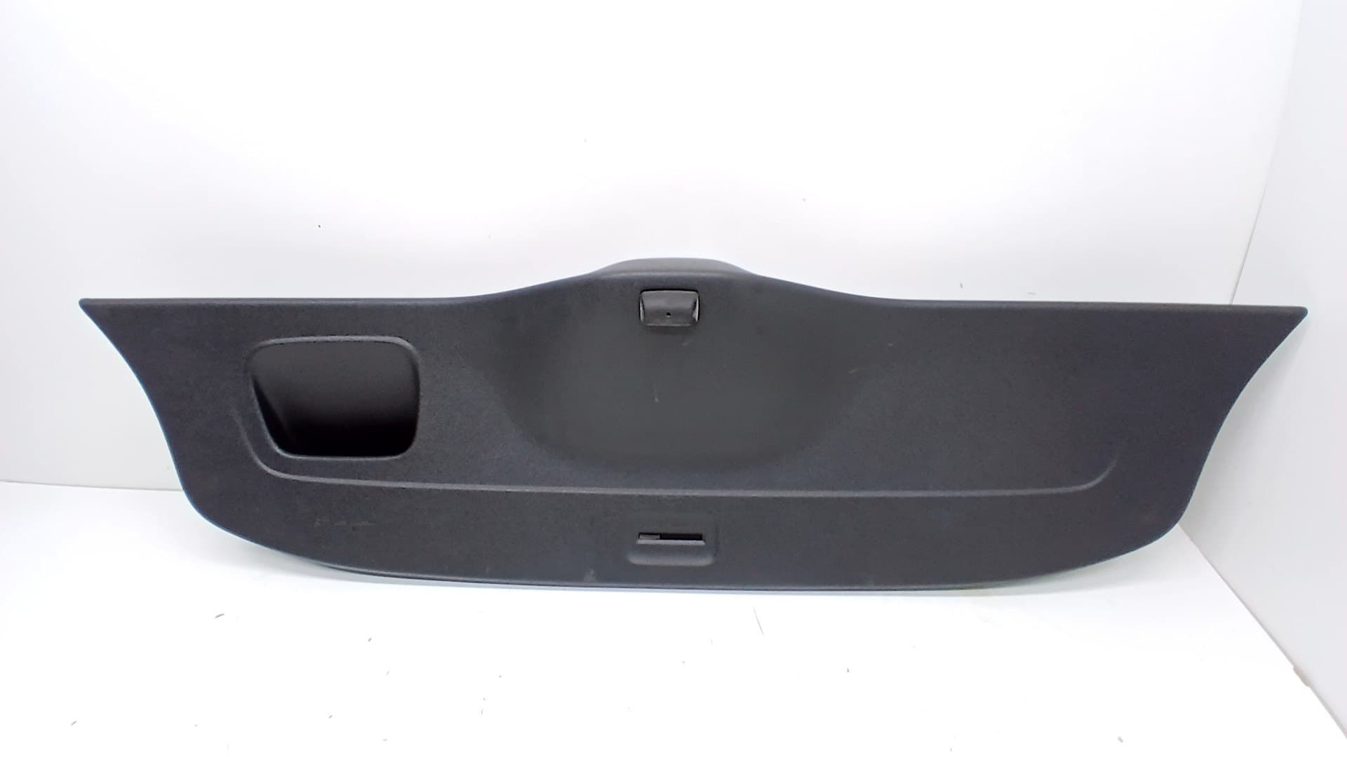 Guarnecido porton trasero VOLKSWAGEN UP! (122)