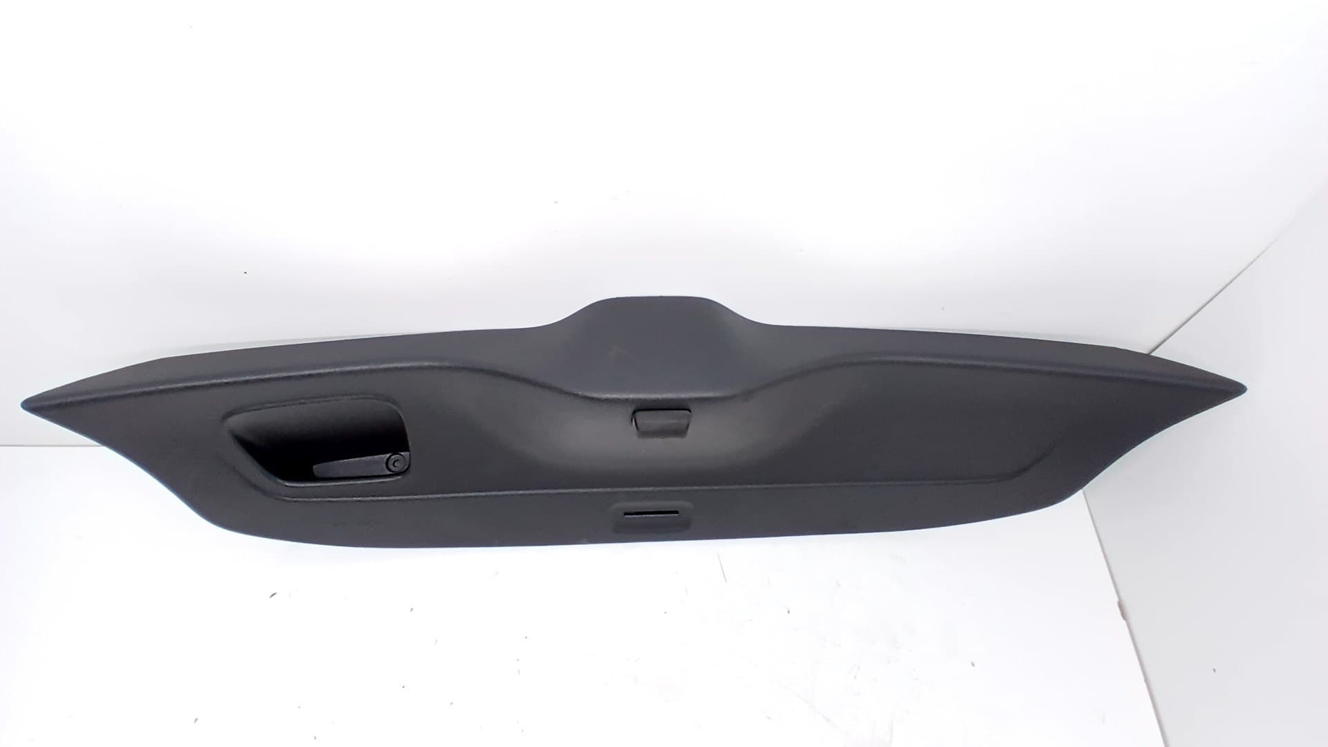 Guarnecido porton trasero VOLKSWAGEN UP! (122) 3