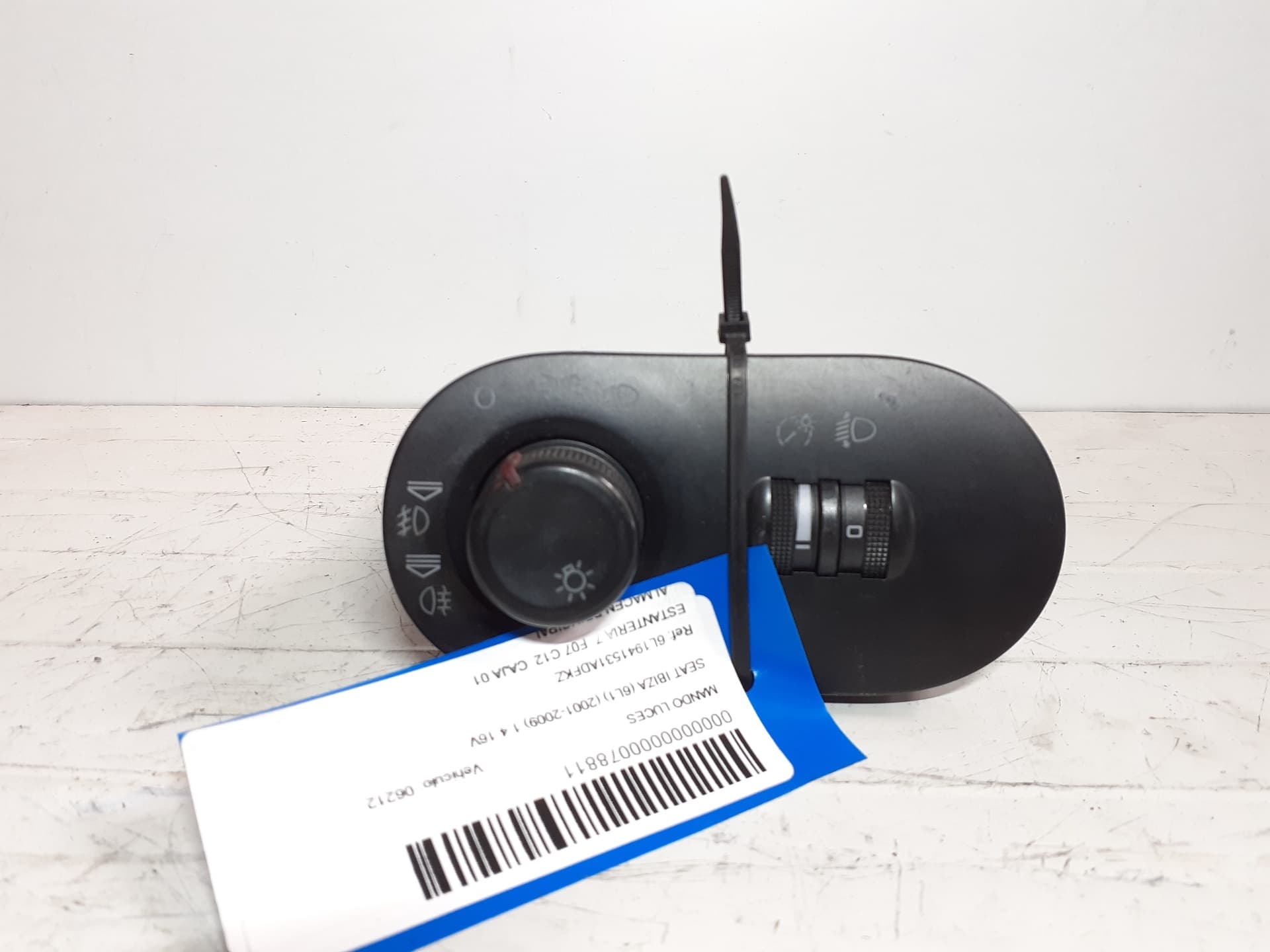 Mando luces SEAT IBIZA (6L1) 4