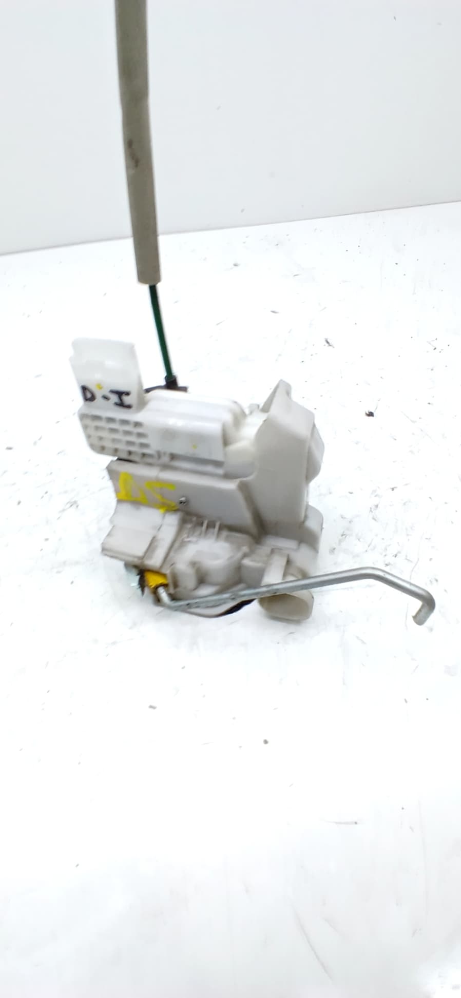 Cerradura puerta delantera izquierda KIA RIO (YB) 2