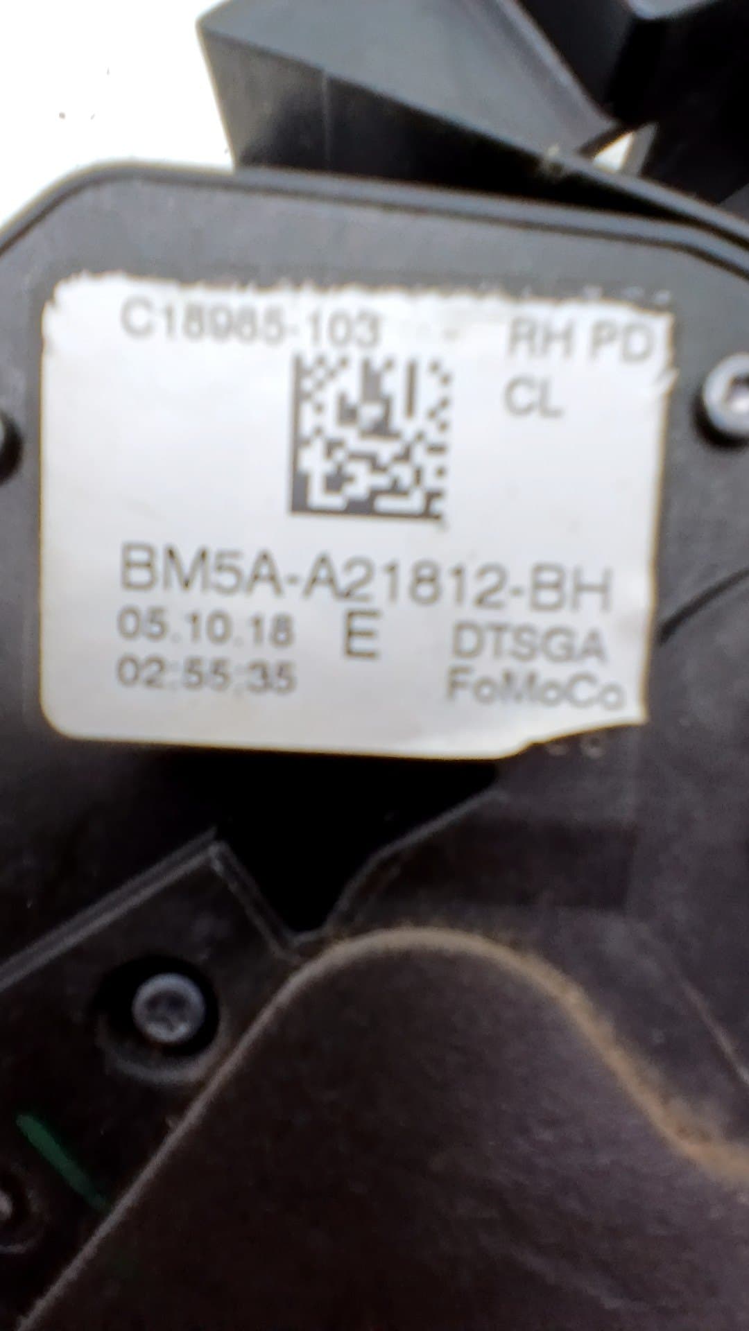 Cerradura puerta delantera derecha FORD MONDEO 2
