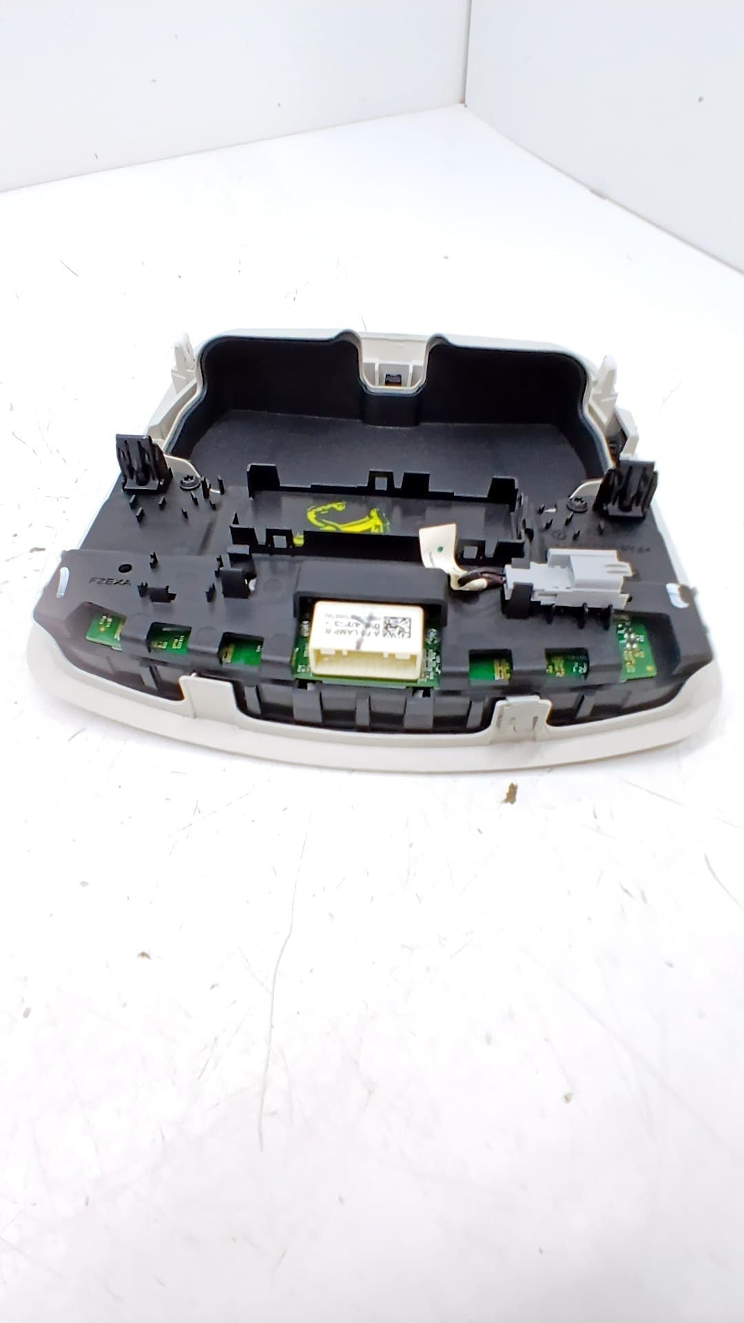 Luz interior delantera FORD MONDEO 2