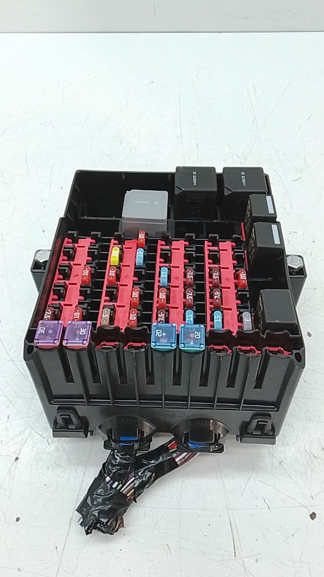 Caja reles / fusibles FORD TRANSIT COURIER 4