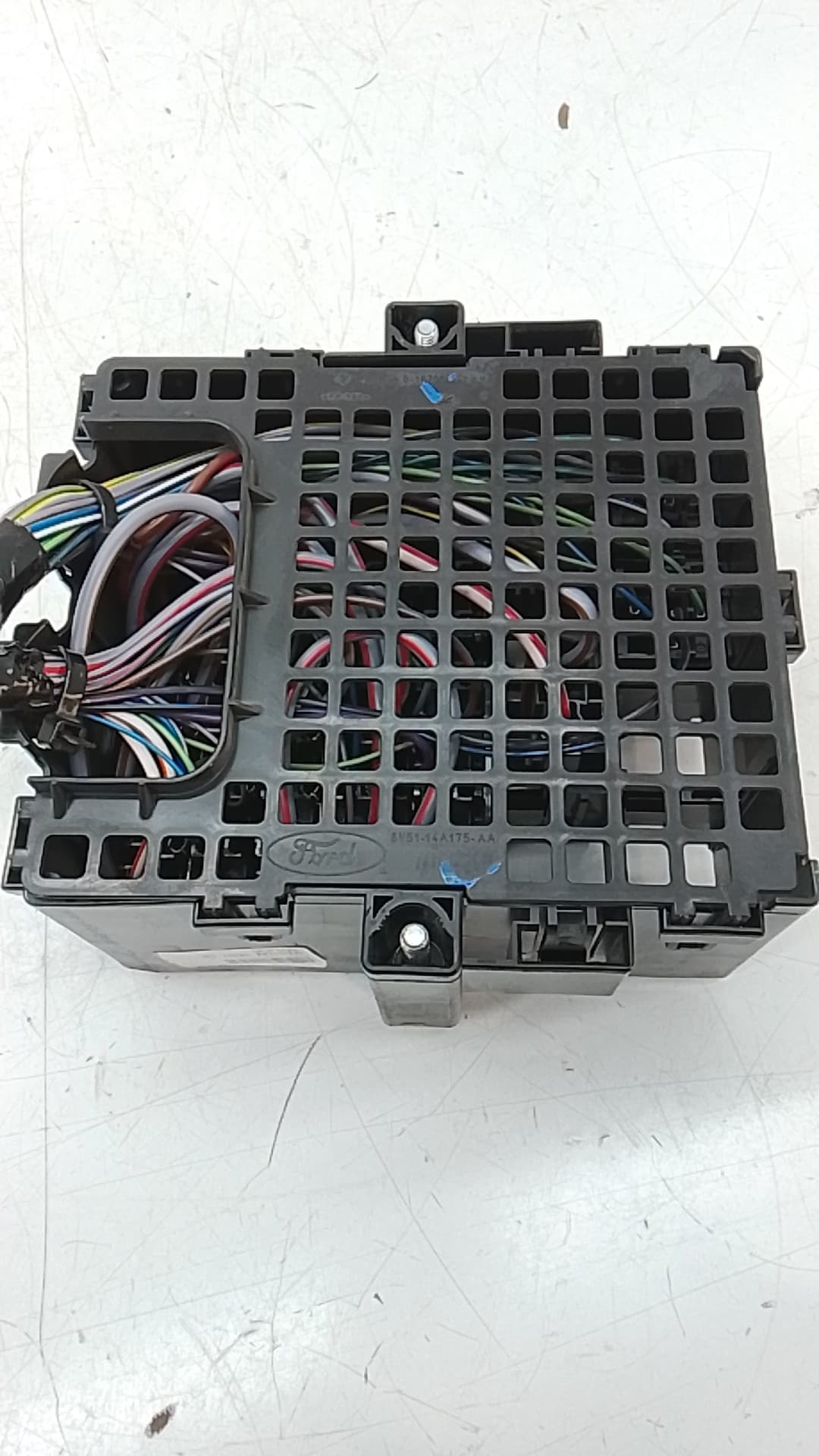 Caja reles / fusibles FORD TRANSIT COURIER
