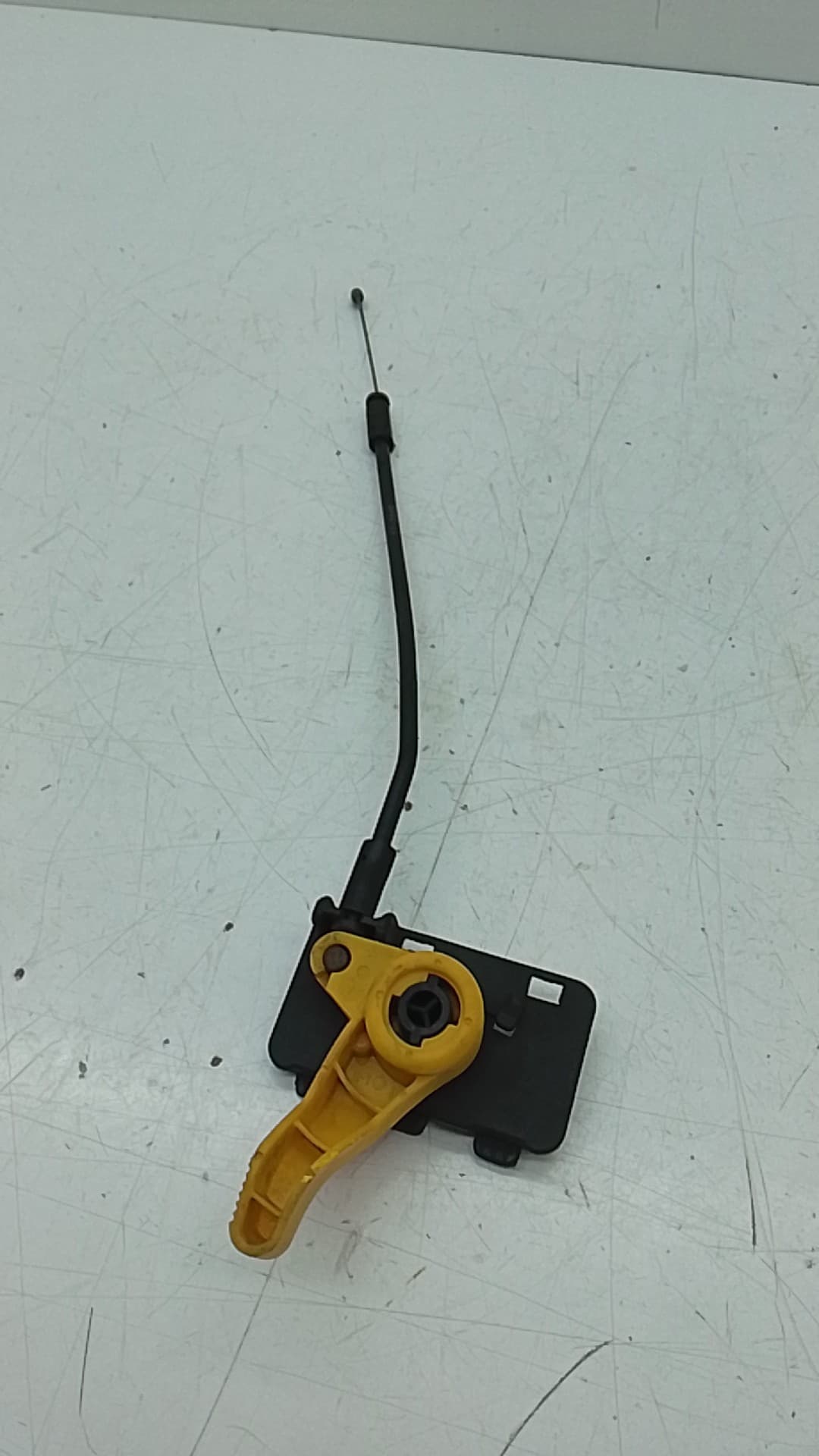 Cerradura capot FORD TRANSIT COURIER