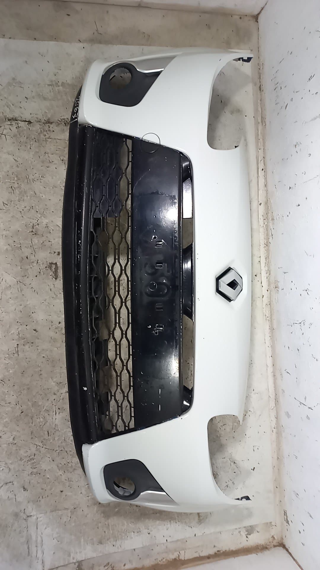 Paragolpes delantero RENAULT TWINGO (CO6)